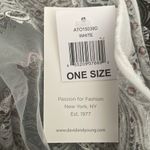 Stunning David and White Pattern Fringe Wrap Kimono Photo 4