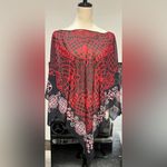 Red and Black Patterned Ga Bulldogs Poncho Photo 3