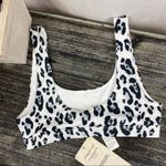 Fabletics  White Animal Print Lola Low impact Sport Athletic Bra XS NEW Photo 3