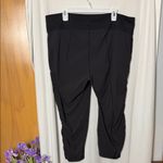 The North Face  Black Flash Dry Capri Pants Size XL Photo 3