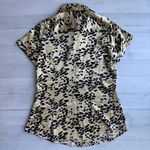 BCBG Maxazria Satin Gold & Black Printed Short Sleeve Button Down Shirt XS Photo 3