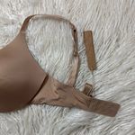 SKIMS Wireless Form Pushup Plunge Bra Clay Size 34DD Photo 4