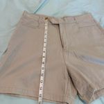 Cuffy's of Cape Cod Women’s Size: 12 Tan chino Shorts 100% Cotton. Photo 3