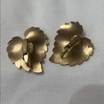Park Lane Vintage  gold tone leaf shape clip on earrings EVC Photo 2