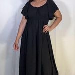 Elegant Black Maxi Dress with Timeless Appeal Size undefined Photo 6