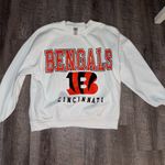 White Cincinnati Bengals Women’s GameDay Couture Sweater Size M Photo 0