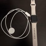 Apple  Watch SE GPS 40mm Photo 0