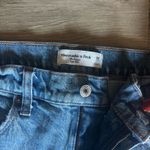 Abercrombie & Fitch Abercrombie The Baggy Low-Rise Jeans Photo 3