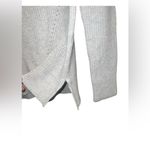 Gap Women’s  Light Gray  Sweater. Photo 6