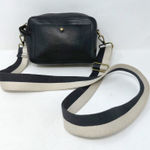 Madewell The Transport Camera Bag in True Black Photo 0