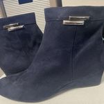 Impo Navy Blue suede boots  memory Foam Glenanne Size8.5 M Bootie Photo 0