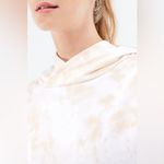 Fabletics Women’s Eco-Conscious Crop Hoodie Honey Magma Tie Dye XL Photo 2