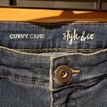 Style & Co Curvy Capri Jeans women’s size 6 Photo 2