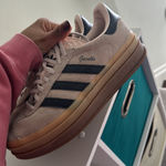 Adidas Pink  Gazelle Sneakers Photo 0