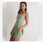 Madewell size medium athletic built in shorts dress flex 2.0 sage green Photo 2