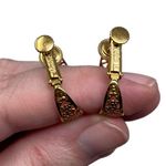 Vintage Signed NAPIER Gold Tone Filigree Hoops Metal Screw Back Earrings Photo 5