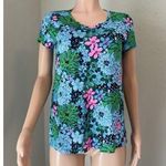 Lilly Pulitzer  T-Shirt Size Small Etta V-neck Floral Spring comfy Summer #49 Photo 0