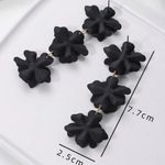 Black flower drop earrings pierced metal alloy gold Photo 1