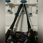 Flower women gym/luggage bag Photo 4