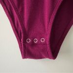 Hollister 3/4 Zip Ribbed Bodysuit Burgundy Purple Short sleeve round neck snaps Photo 5
