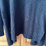 Alya Francesca’s •• Black Sweater Photo 5