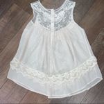 Andrée Andree Sleeveless Lace Top Small Photo 5