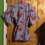 Josie Natori Blue Pinstripe Multi-Color Floral Embroidery Tie Waist 3/4 Kimono Slv Robe EUC XS Photo 3