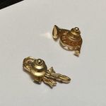 Lot Of 2 Signed Avon Brooch Tack Lapel Pin Gold Tone Photo 3