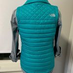 The North Face Gig Harbor Zippered Vest in Kokomo Green Photo 9