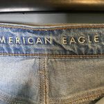 American Eagle ‎ Mom Shorts Denim High Rise Cuffed Medium Wash size 6 Photo 4