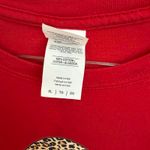 Gildan Red “Santa? We Good” Leopard Santa Hat Graphic Tee XL Christmas Holiday Photo 2