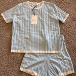 Boutique Shorts set Photo 0