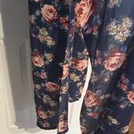 LuLaRoe  Joy Floral Open Front Vest Photo 3