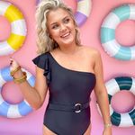 Davi & Dani  swimsuit, size small, NWT Photo 1