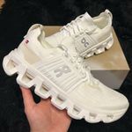 on cloud ON CLOUDSWIFT white cream running athletic training lace up shoes new Photo 0