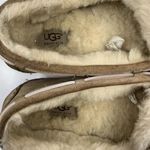 Ugg Women’s Sz 11 Dakota Slipper Leather Nubuck Beige Tobacco Slip On Shoes 5612 Photo 4