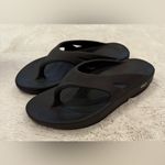 Oofos Recovery Sandals Black – Women’s 9 / Men’s 7 Photo 1