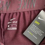 Nike Attack Training Sweat Shorts Women’s Size M Burgundy
Gym Athletic Lounge Photo 6