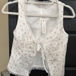 Olivaceous White Floral Tie Top  Photo 0