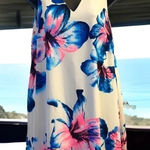 Peach Love California Peach‎ Love California floral tunic size small Photo 0