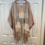 Woolrich ‎ Pink And White Wrap OSFA Photo 1