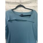 Gap long sleeved ribbed top NWT Photo 2