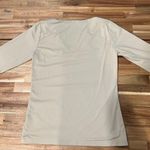 Tahari NWOT  Shirt Size Medium Photo 3