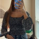 Windsor Top  Photo 0