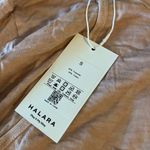 Halara NWT  small pink top Photo 3