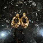 Vintage Monet Brushed Gold Tone‎ Door Knocker Oval Hoop Dangle Clip Earrings Photo 1