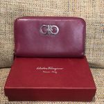 Salvatore Ferragamo  Gancini Hot Pink Full Zip Bifold Leather Wallet COMES in BOX Photo 1
