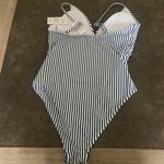 Cupshe Women's One Piece Swimsuit Tummy Control V Ne Photo 7