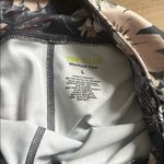 Tek Gear 4/$25 NEW  High Rise Legging Grey Floral Sz L Photo 3