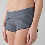 Lululemon Reversible  Water: Surf Shorts Size 4 Photo 6